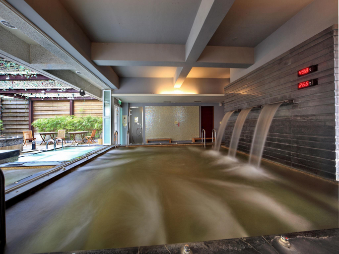 Swimming Pool 6