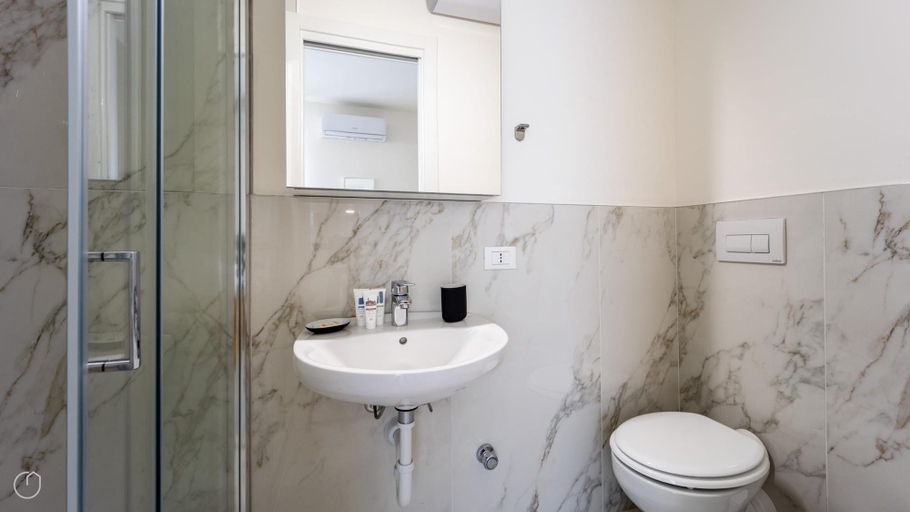 Room 4, Italianway - The B Village Business - 30, Milano