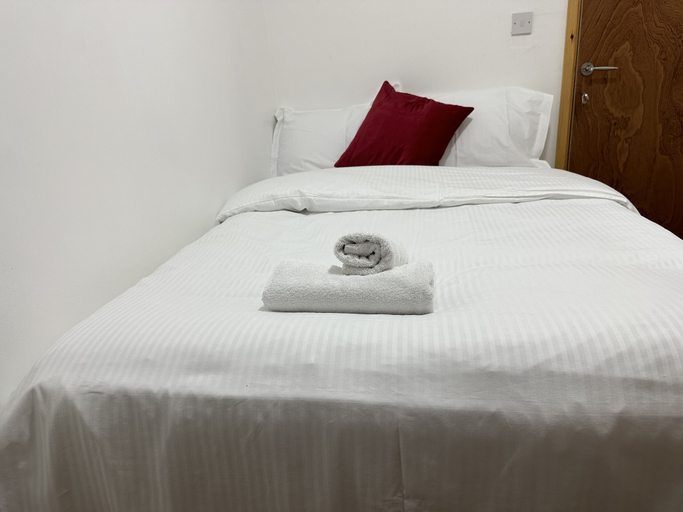 Bedroom 2, City Lodge Shadwell, London