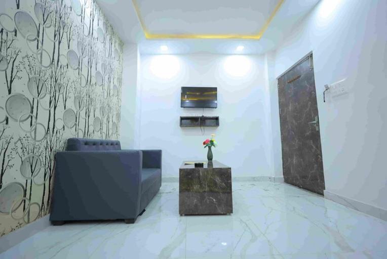 Public Area 2, Hotel Rajani Bareilly AC Room, Bareilly