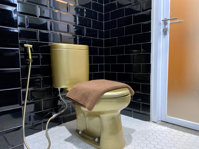 Bathroom 6