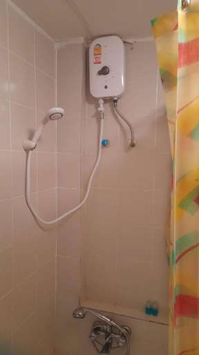 Bathroom 12