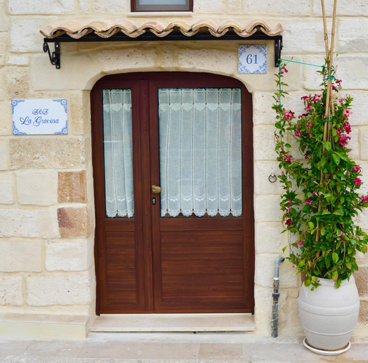 Others 3, B&B La Gravina, Taranto