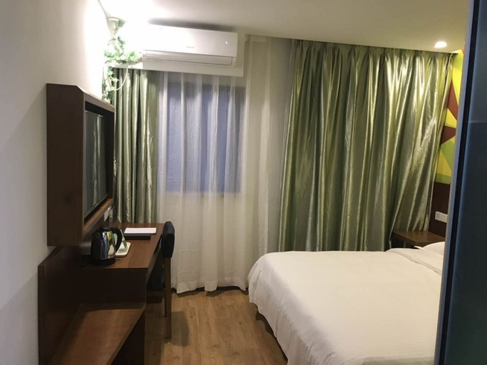 Bedroom 3, Vatica Shanghai Pudong Dishui Lake Branch, Shanghai