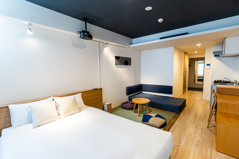 Bedroom 3, Minn Shin-Osaka, Osaka
