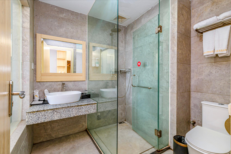 Bathroom 3, Vientiane Jiang Xi International Hotel, Fortaleza