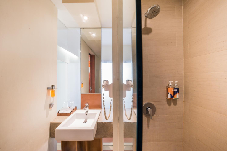 Bathroom 20
