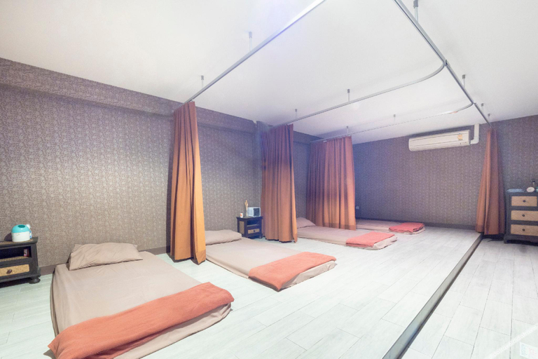 Bedroom 2, OYO 75382 チョンブリ ホテル, Muang Chon Buri