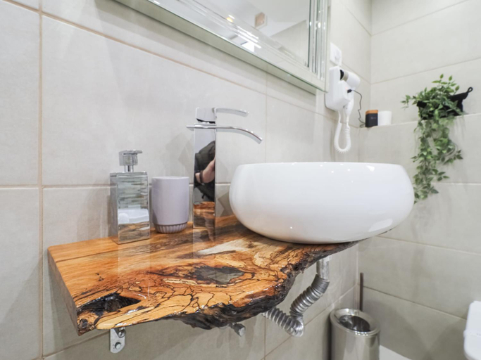 Bathroom 2, For You Apartments Gold & Silver, Sibiu
