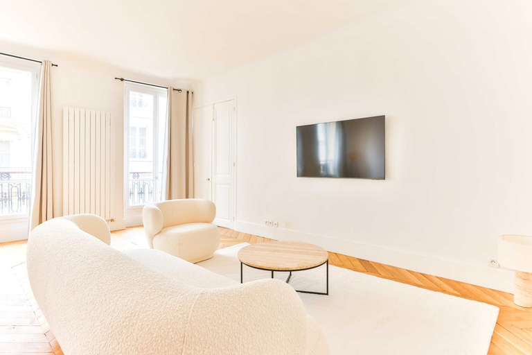 5, 2BDR / 4P apartment Montmartre/Moulin Rouge , Paris
