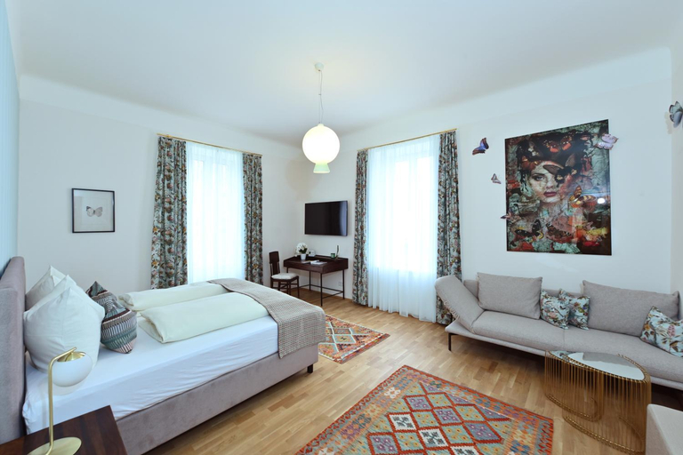 Bedroom 18