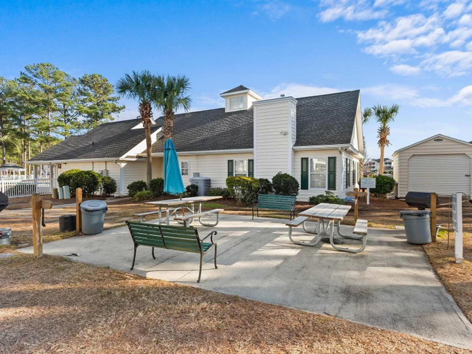 Others 3, A Home Away From Home - Amazing Golf Course Views, Horry