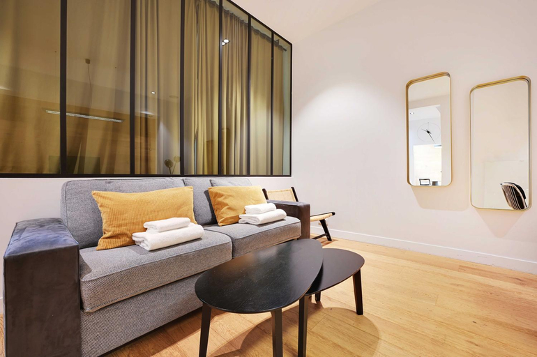 Bedroom 2, Haven of peace near the Palais de Garnier, Paris