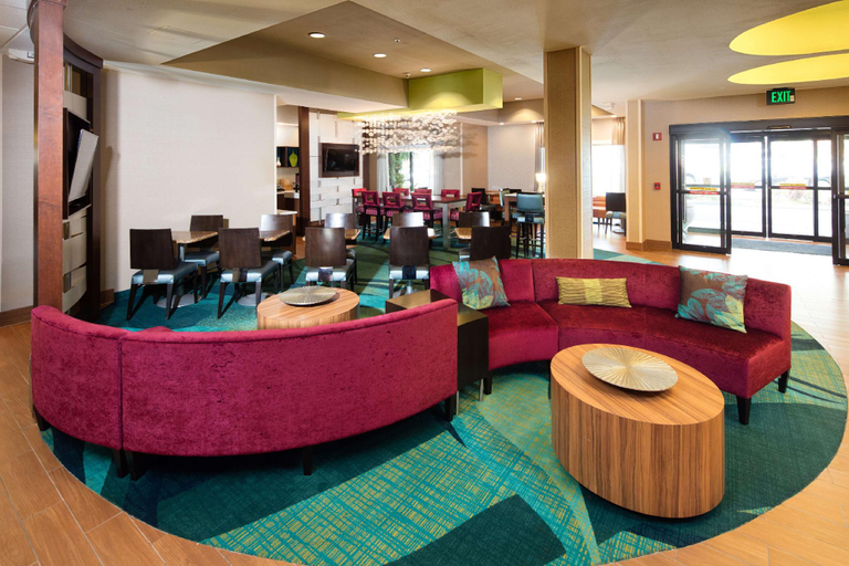 Public Area, Holiday Inn & Suites BOTHELL by IHG, Snohomish