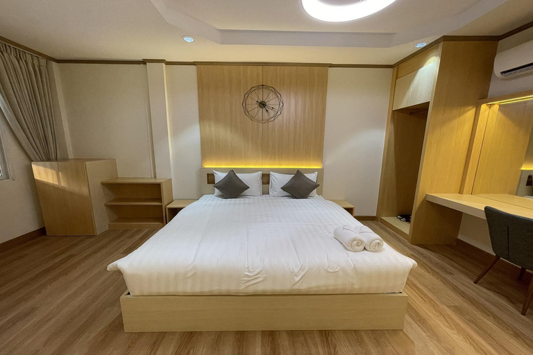 Bedroom 8