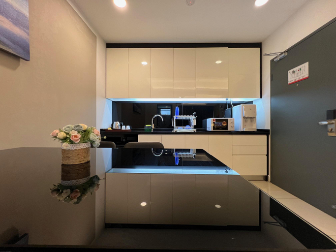 Dining Room 6