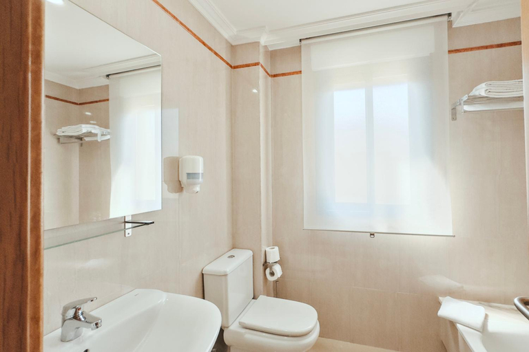 Others 2, Hotel Mardevela, Pontevedra
