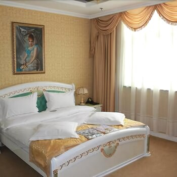 Others 3, Dong Xing Grand Hotel, Luliang