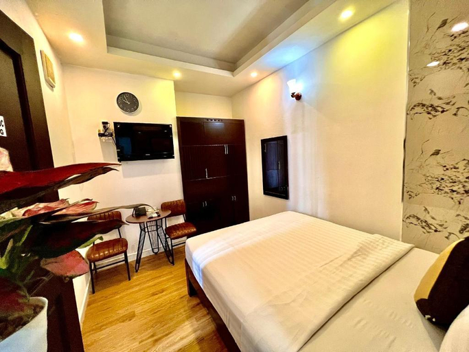 Bedroom 6