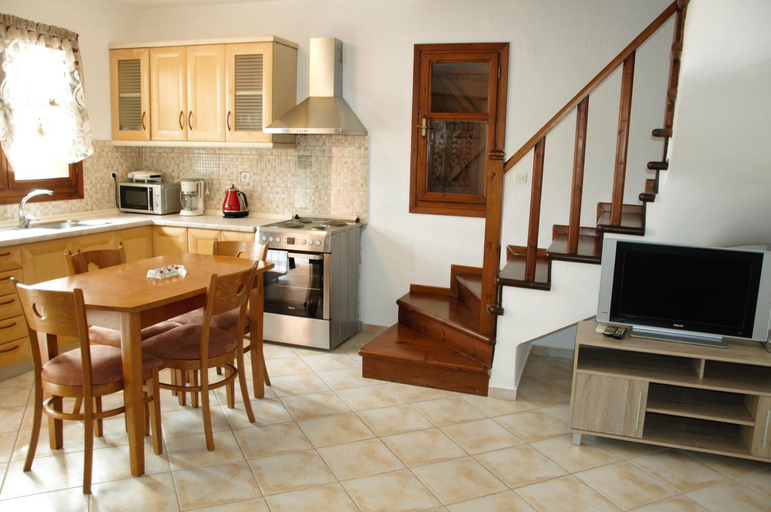 Facilities 5, Mani Villas, East Macedonia and Thrace