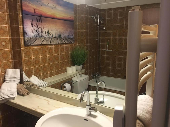 Bathroom 4, Appartementresidenz am Kurpark - Ferienwohnungen mit Pool & Sauna & Garage, Lippe