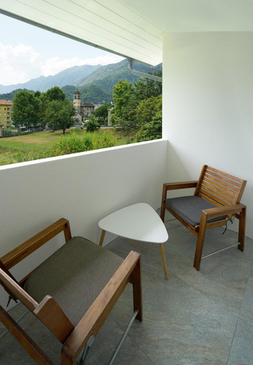 Others 5, Be easy In Selva, Locarno