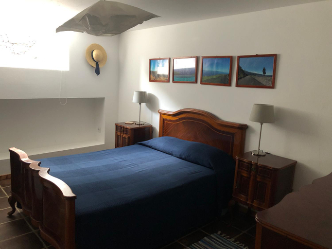 Bedroom 2, Casas das Portas do Mar e das Portas do Sol, São Roque do Pico
