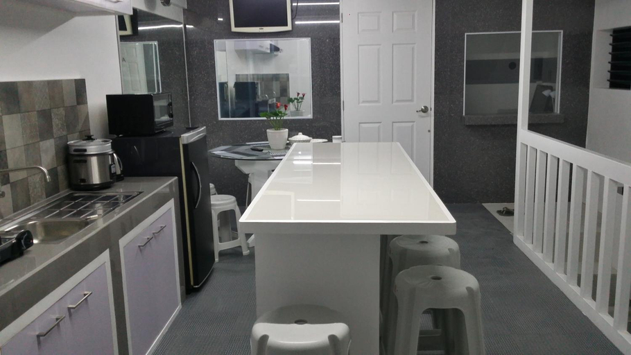 Dining Room 1