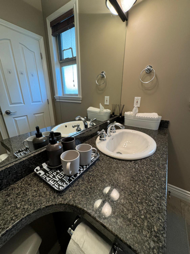 Bathroom, Zp Home Richmond Cozy Garden Suite Near YVR, Greater Vancouver