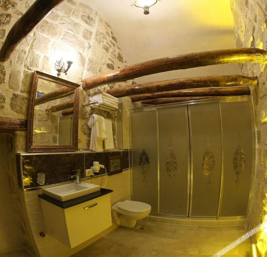 Bathroom 3, Tughan Hotel, Kızıltepe