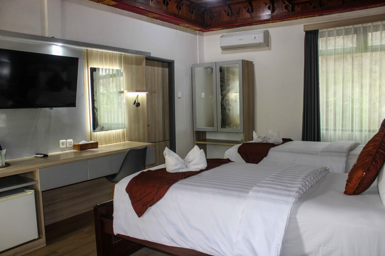 Bedroom 8