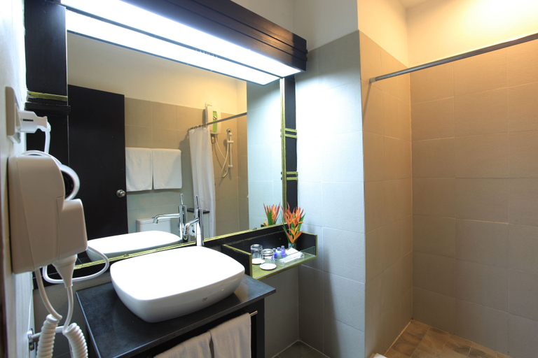 Bathroom 4, Tohsang Heritage Khongjiam, Khong Chiam