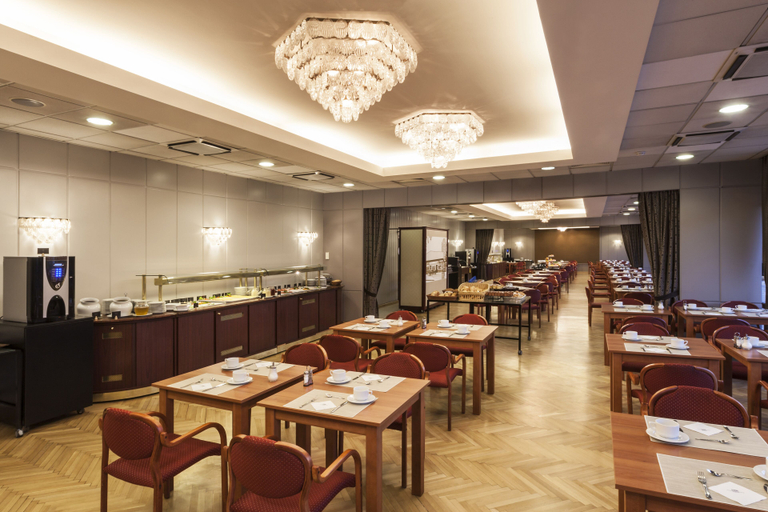 Food & Drinks 5, Hotel Budapest, Budapesti