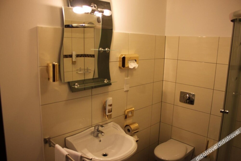 Bathroom 3, AS Hotel Göttingen, Göttingen