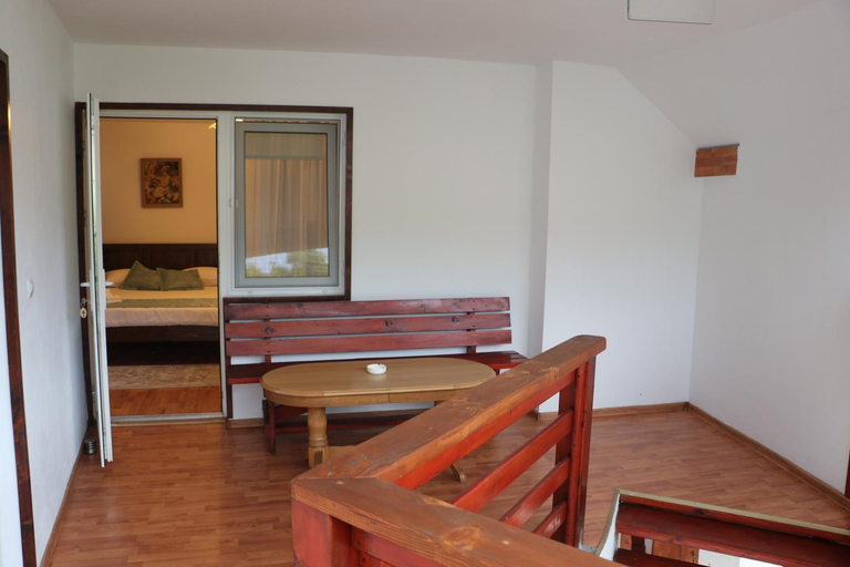 Others 4, Casa Camelia, Sacel
