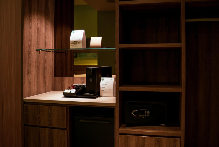 Amenities 12