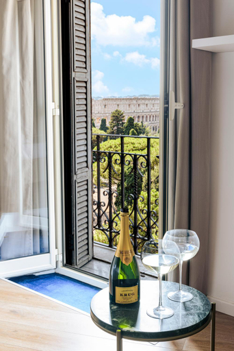Others 5, Elysium Suites Colosseo, Rome