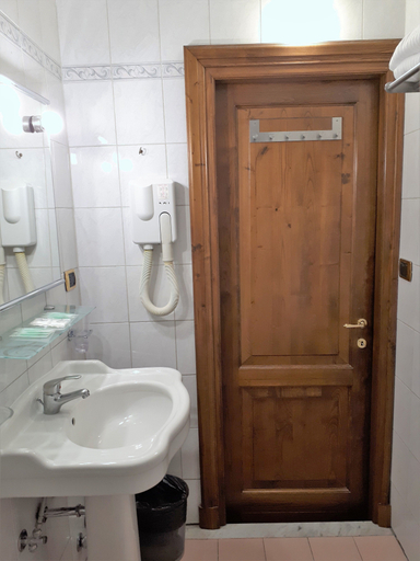 Bathroom 4, Hotel Sweet Home, Rome