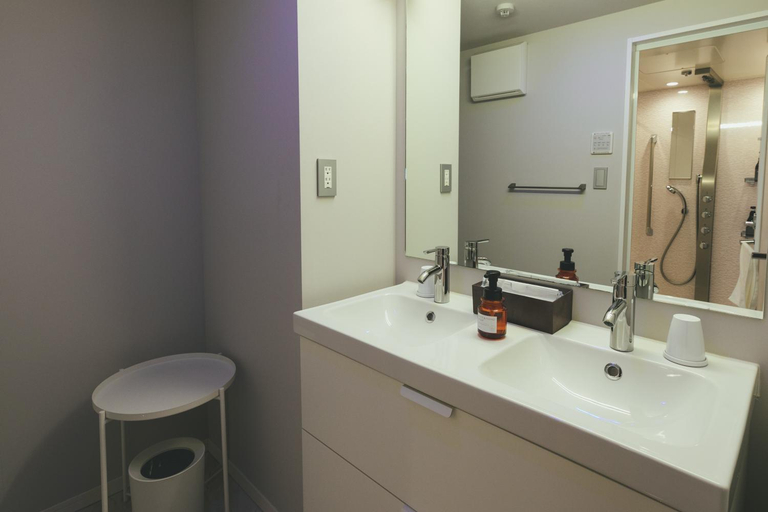 Bathroom 2, Liberated Hotel Haruyoshi Kaichi, Fukuoka