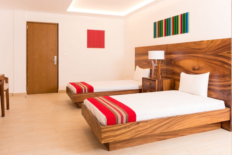 Bedroom 2, Nomads Party Hotel & Hostel, Isla Mujeres