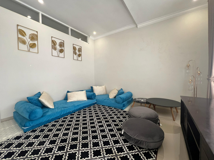 Bedroom 13