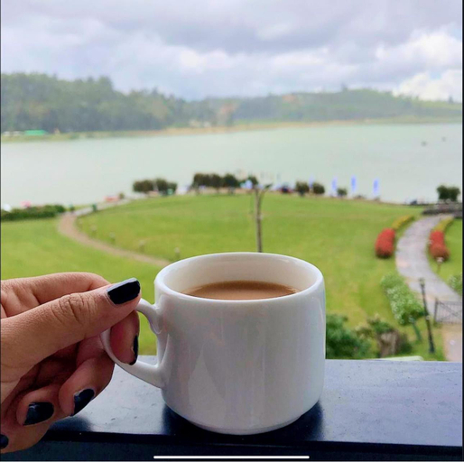 Food & Drinks 5, Royal Lake Hotel, Nuwara Eliya