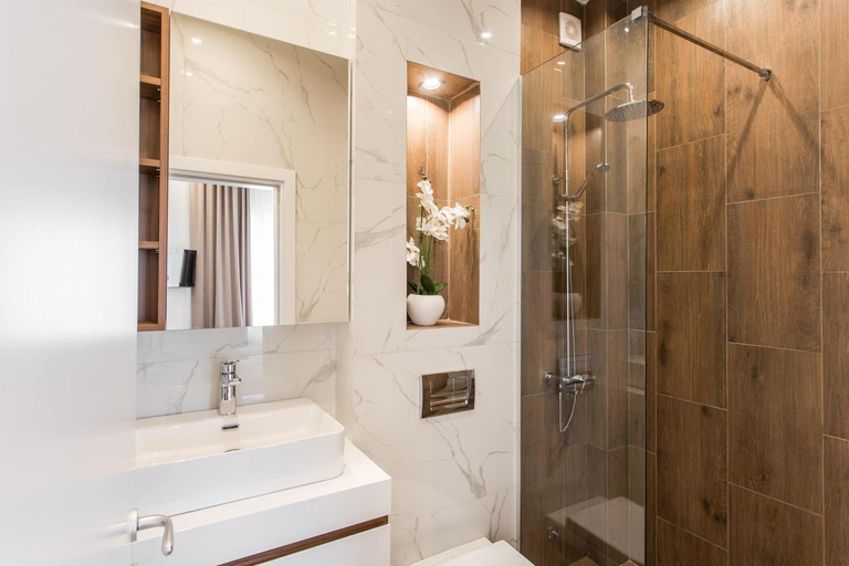 Bathroom 5, SACHER APARTMENTS, Niš