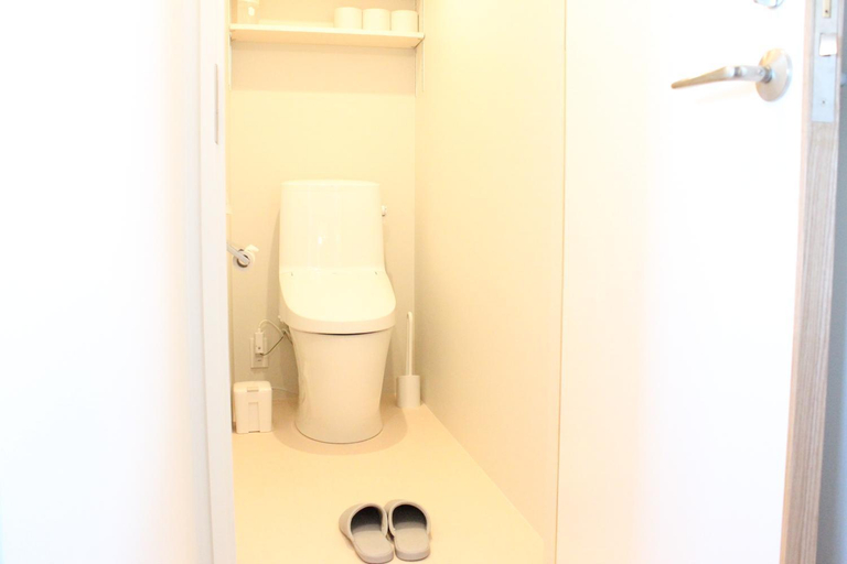 Bathroom 3, 海辺の貸別荘 noiro ノイロノシマ, Miyazaki