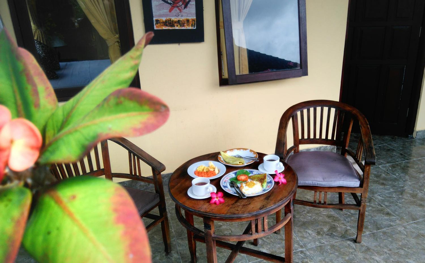 Others 5, Suwar Bungalow, Gianyar