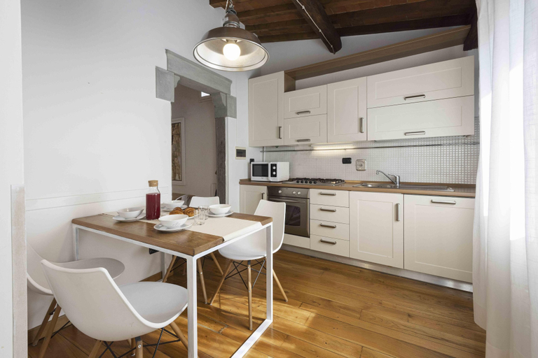 Others 5, Loft al Conventino by MMega, Florence