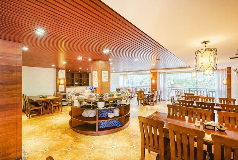 Food & Drinks 5, XiShuangBanNa BaoYu Vaction Hotel, Xishuangbanna Dai