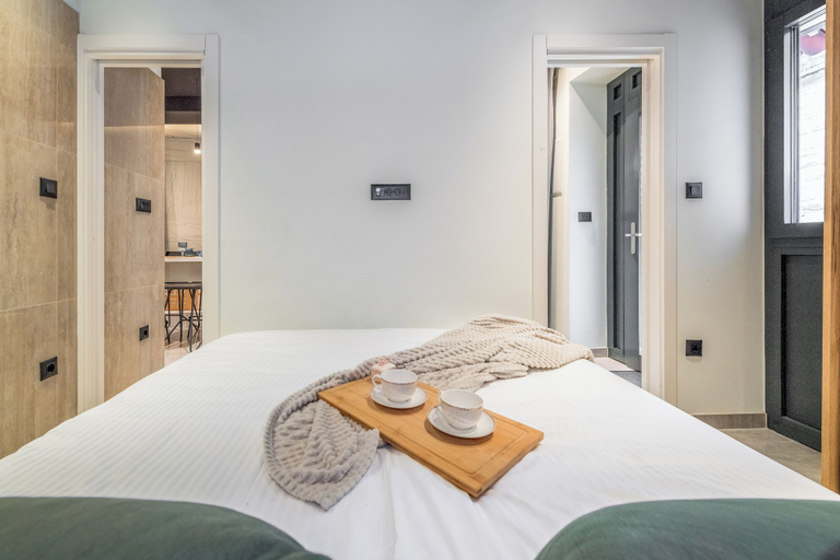Others 4, My Home - Downtown Retreat, Split