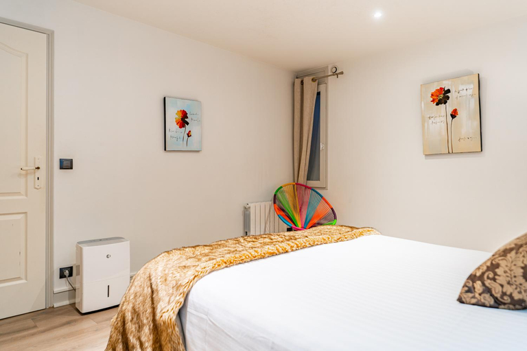 Others 2, Design Smart Flat Bordeaux, Gironde