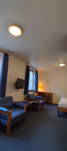 Bedroom 2, Adler Panzio, Érd